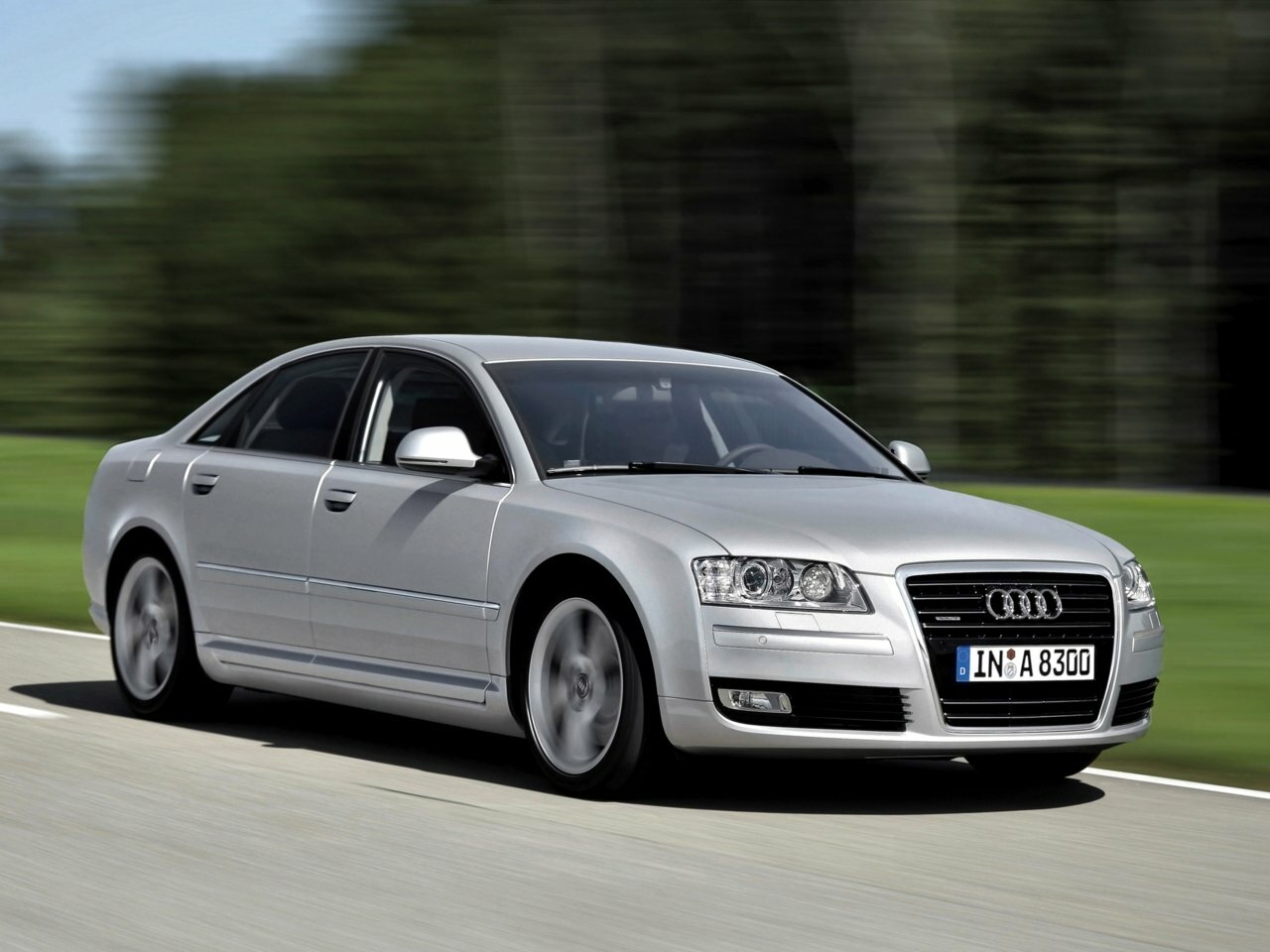 Audi A8 II (2002-2010) - Седан