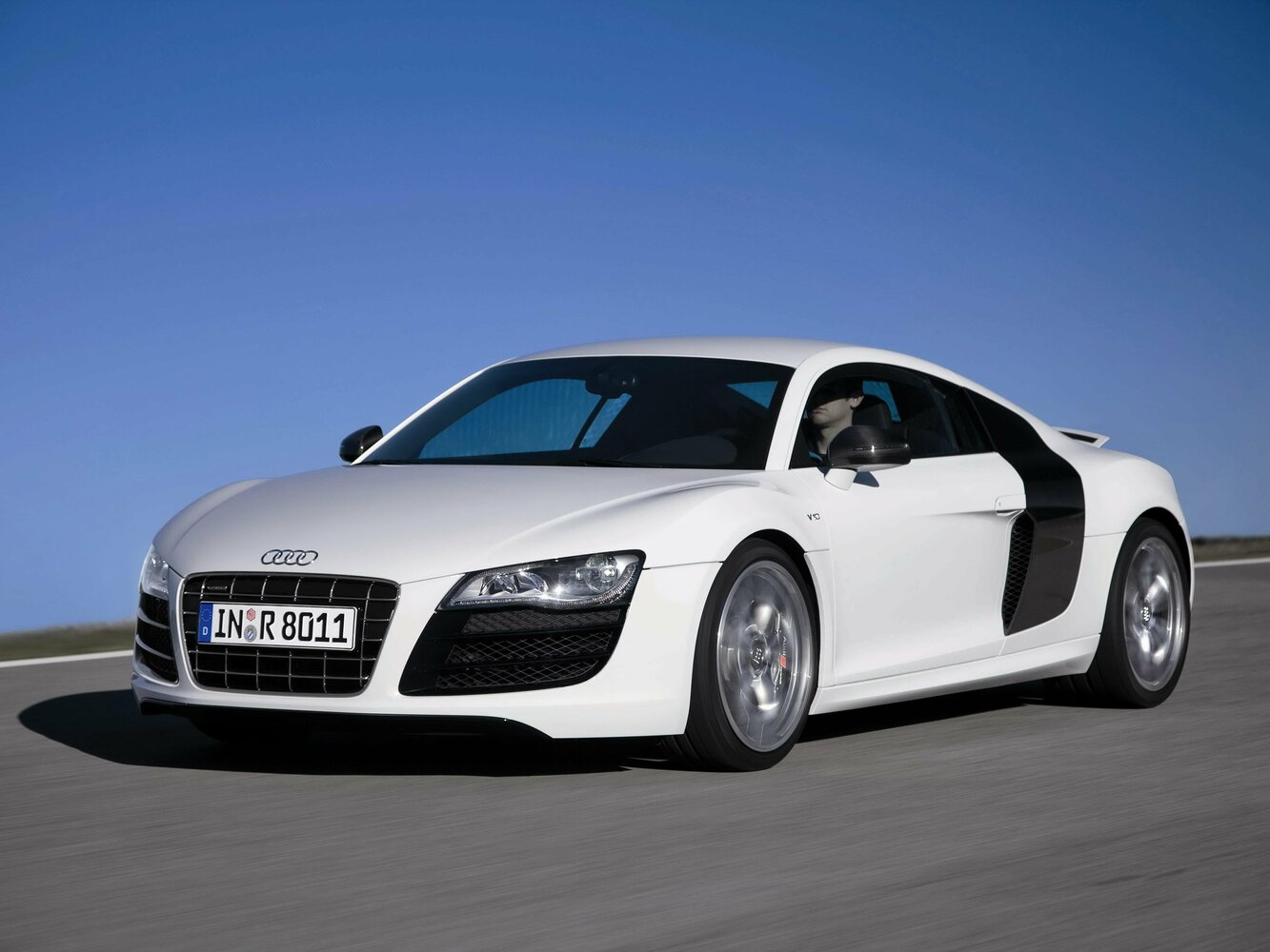 Audi R8 I (2007-2015) - Купе
