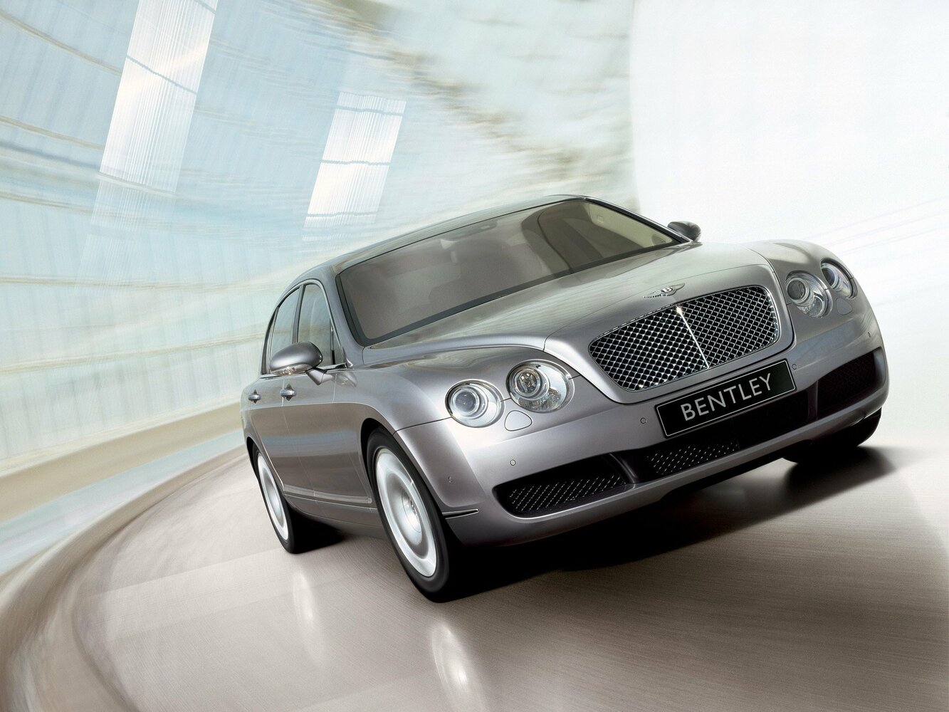 Bentley Continental Flying Spur I (2005-2012) - Седан