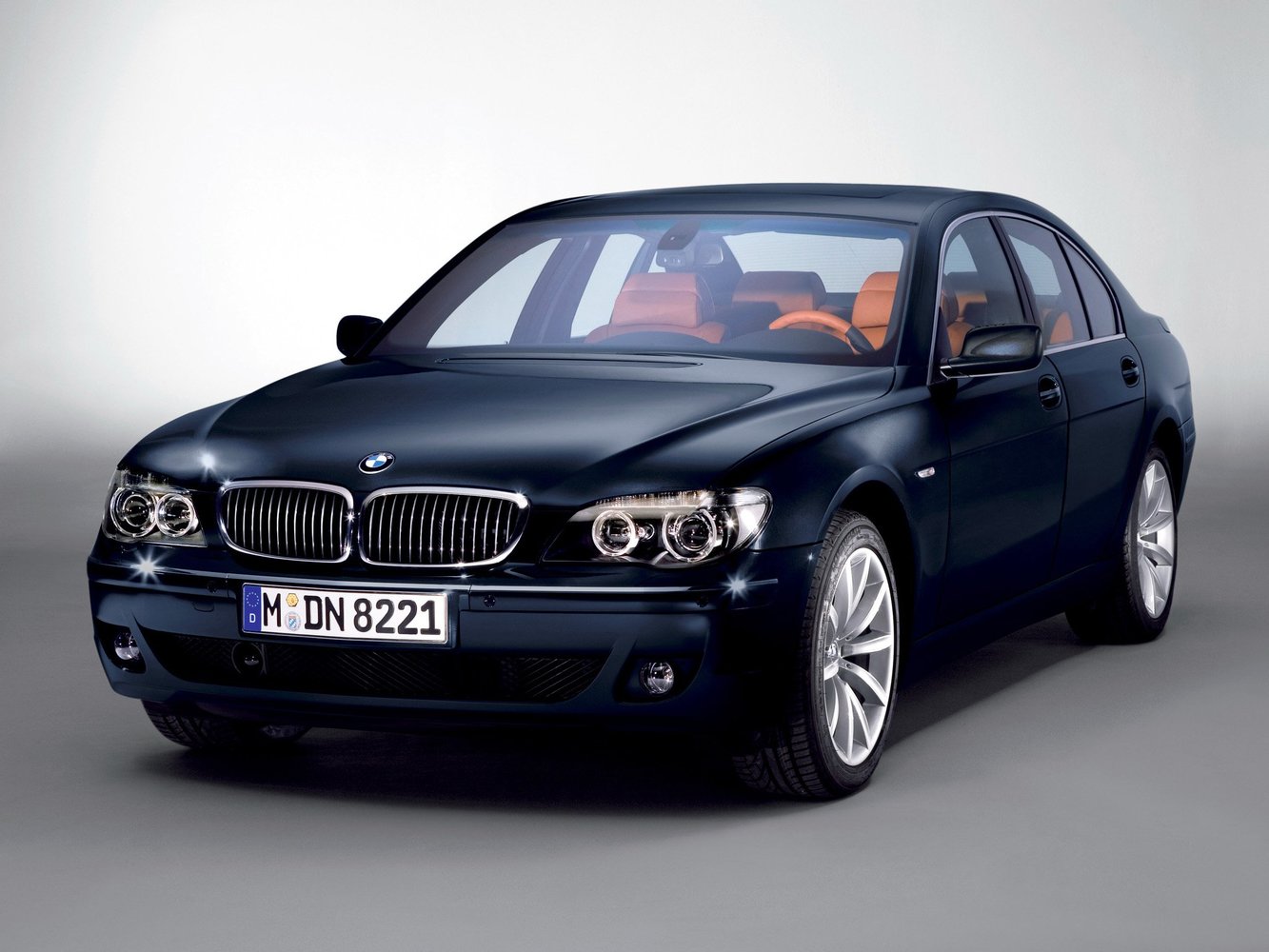 BMW 7 серии IV (2001-2008) - Седан