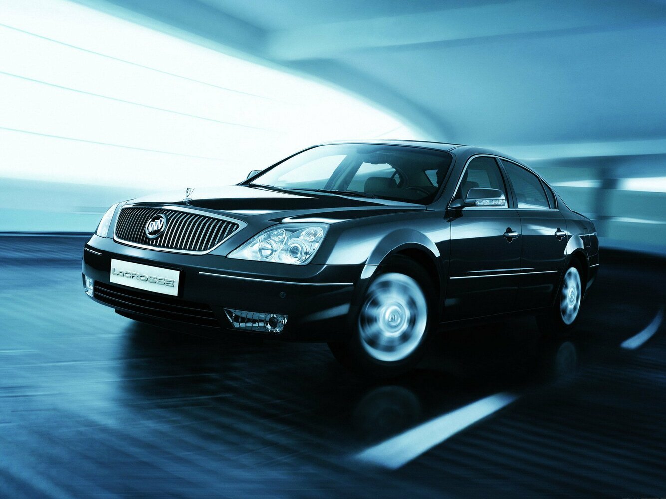 Buick LaCrosse I (2004-2009) - Седан