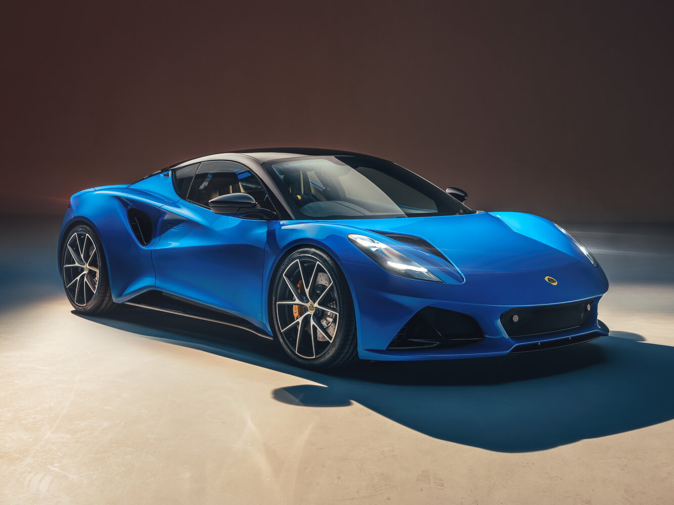 Lotus Emira I (2022-2026) - Купе