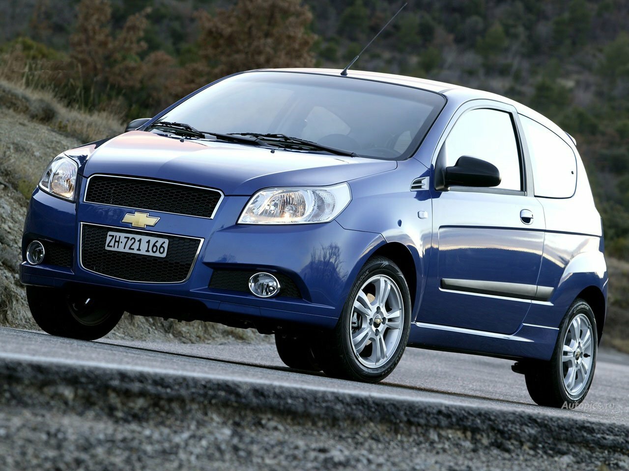 Chevrolet Aveo I (2002-2012) - Хэтчбек 3 дв.