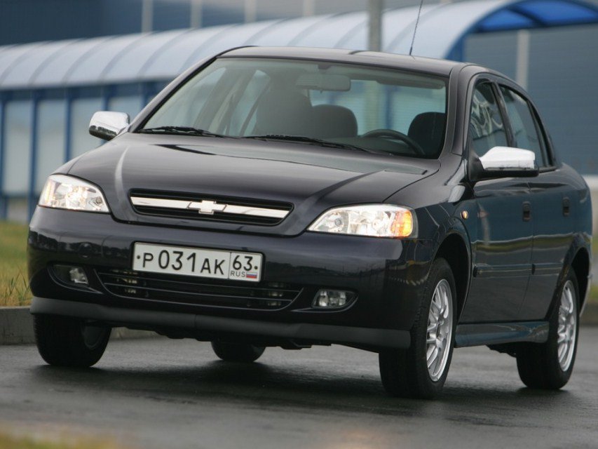 Chevrolet Viva I (2004-2008) - Седан