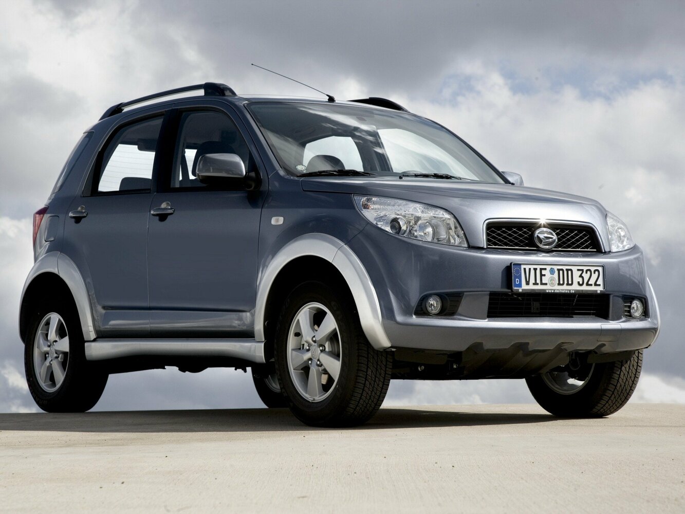 Daihatsu Terios II (2006-2018) - Внедорожник 5 дв.