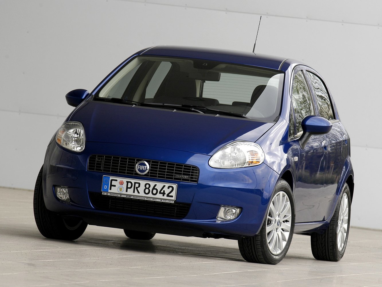 Fiat Punto III (2005-2018) - Хэтчбек 5 дв.