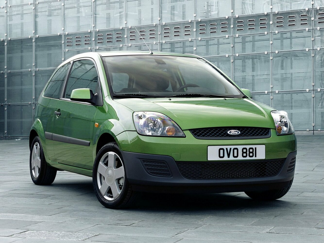 Ford Fiesta Mk5 (2002-2008) - Хэтчбек 3 дв.