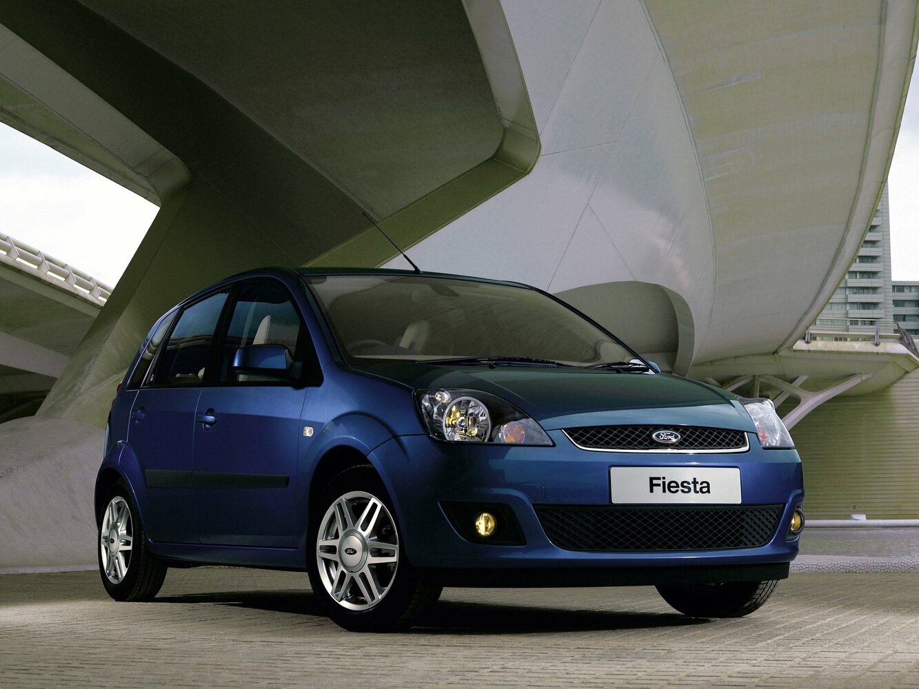 Ford Fiesta Mk5 (2002-2008) - Хэтчбек 5 дв.