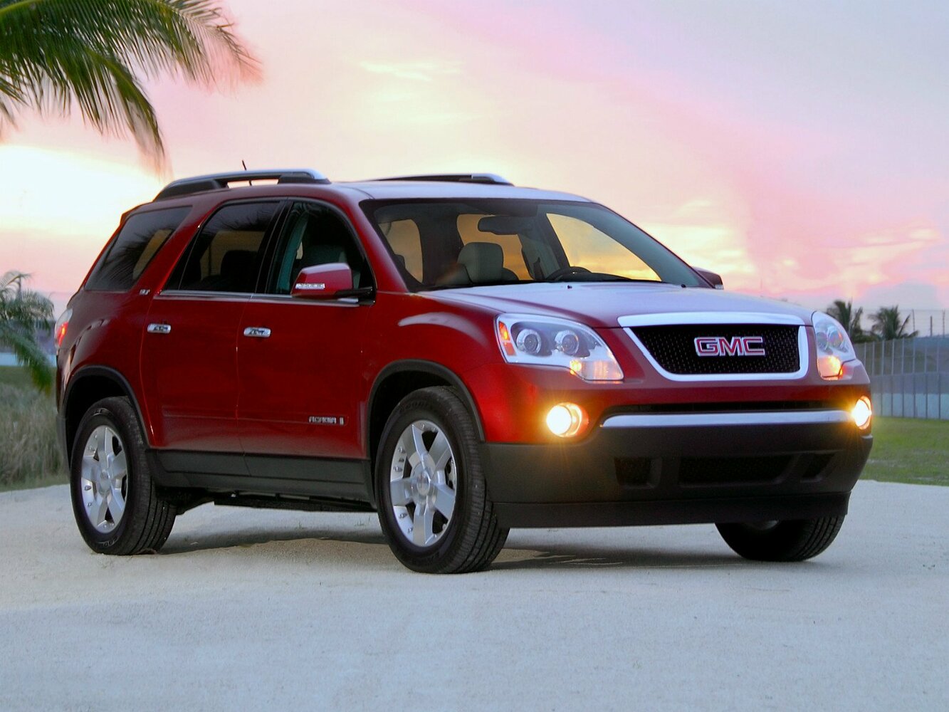 GMC Acadia I (2006-2016) - Внедорожник 5 дв.
