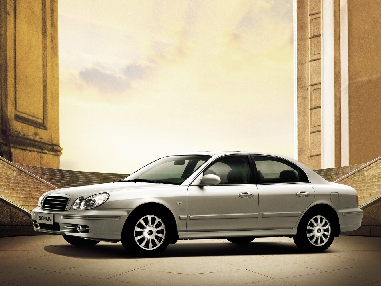 Hyundai Sonata IV (1998-2012) - Седан