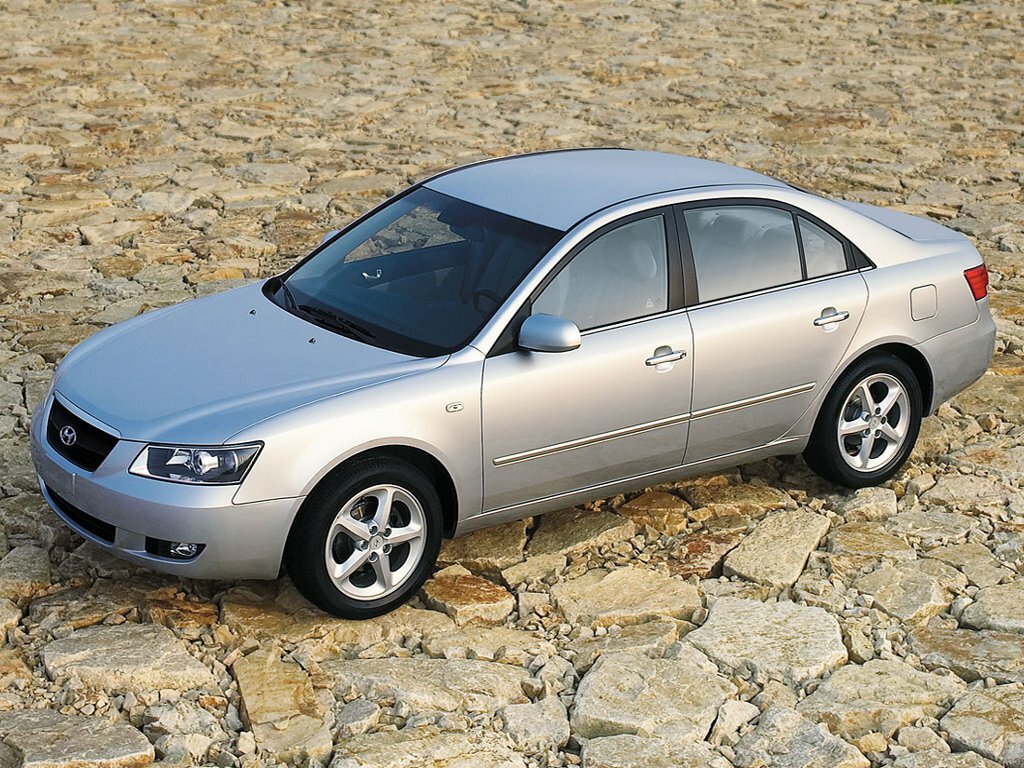 Hyundai Sonata V (2004-2010) - Седан