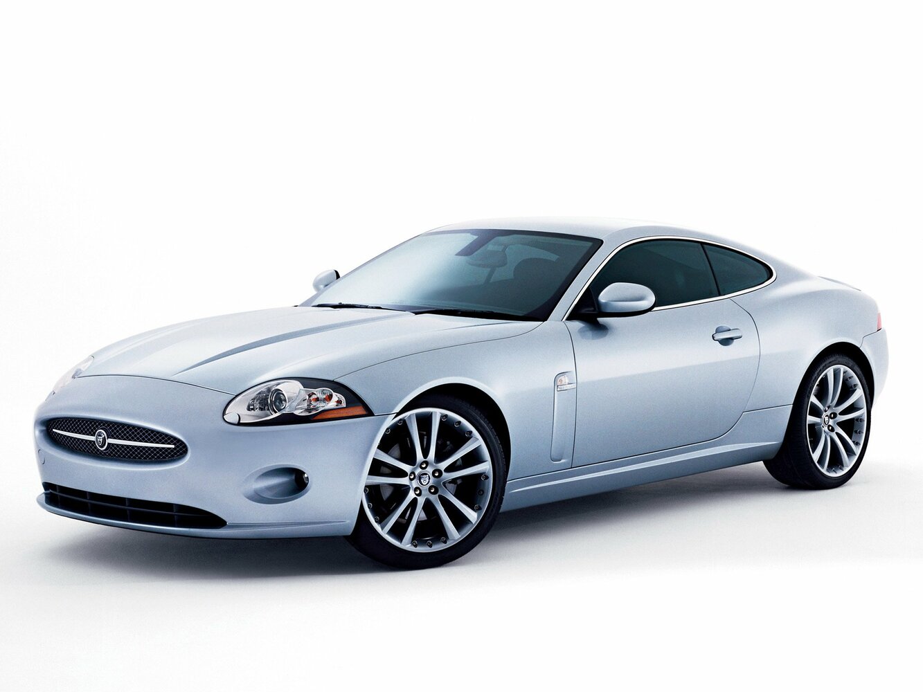Jaguar XK II (2006-2014) - Купе