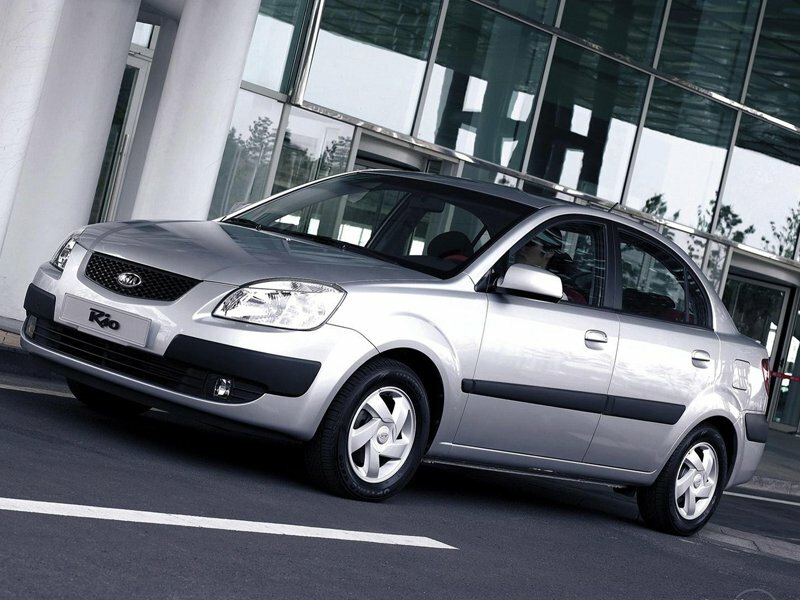 Kia Rio II (2005-2011) - Седан
