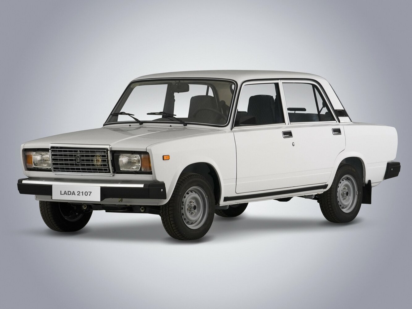 Lada (ВАЗ) 2107 I (1982-2012) - Седан
