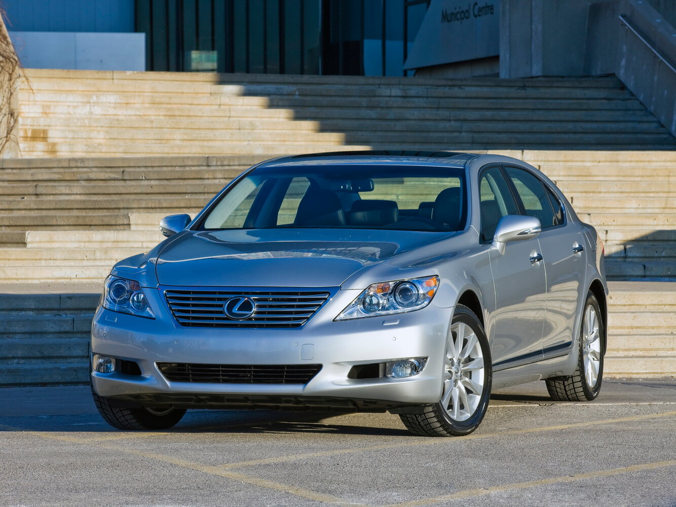 Lexus LS IV (2006-2017) - Седан Long