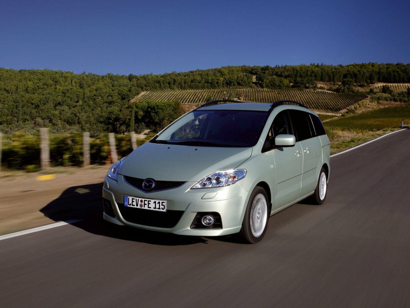 Mazda 5 I (2005-2010) - Компактвэн