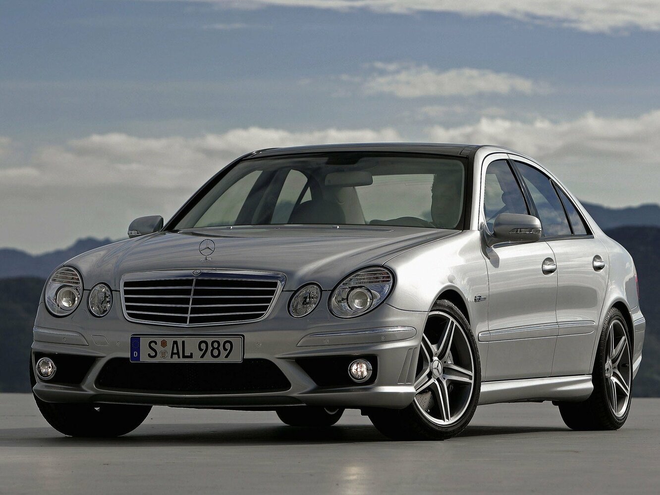 Mercedes-Benz E-Класс AMG III (2002-2009) - Седан