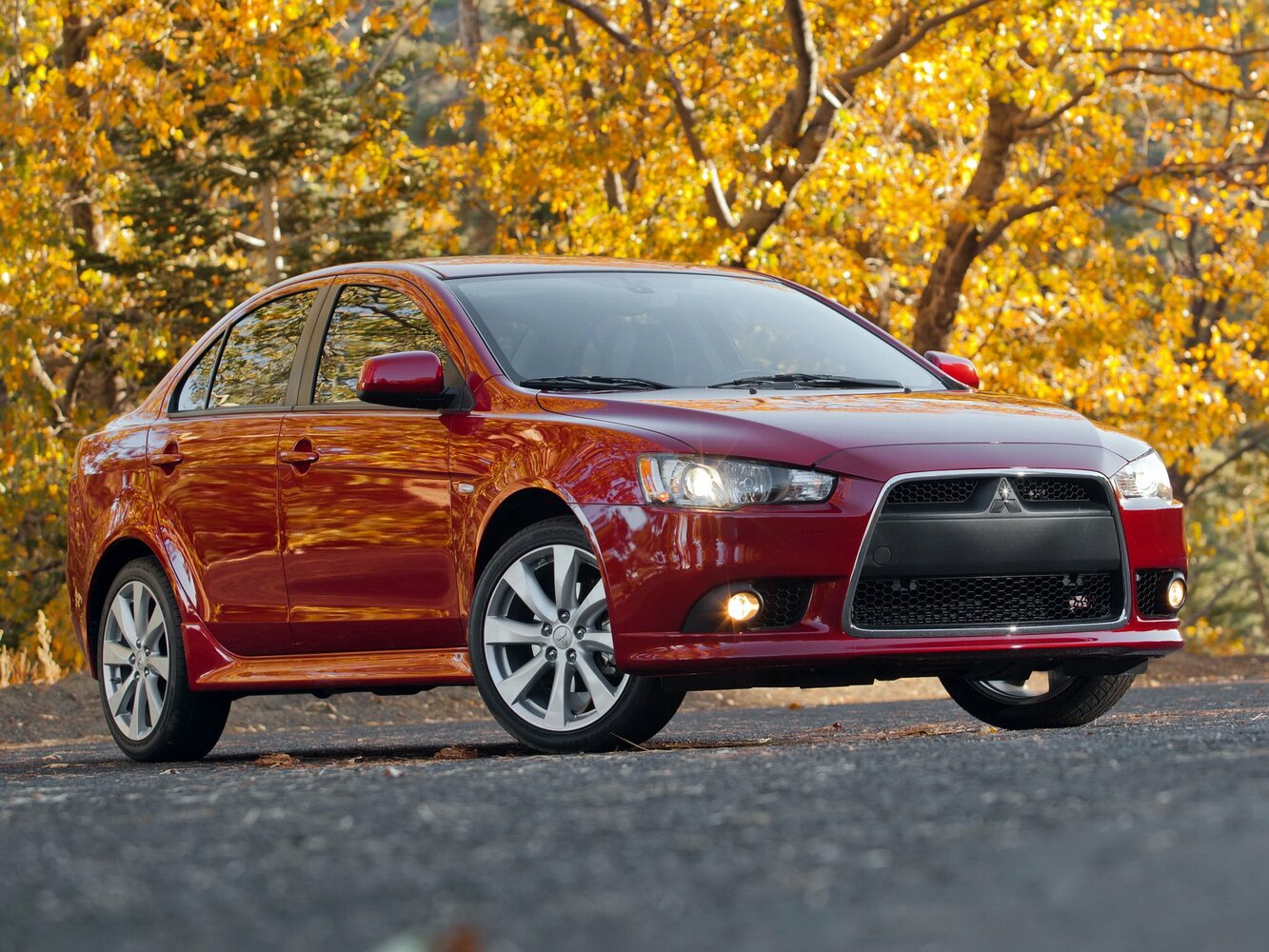 Mitsubishi Lancer X (2007-2017) - Седан