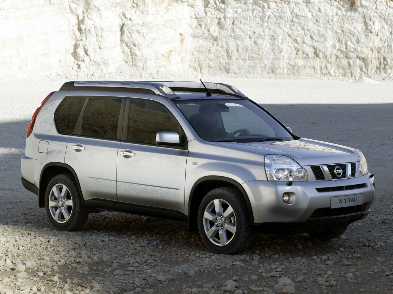 Nissan X-Trail II (2007-2015) - Внедорожник 5 дв.