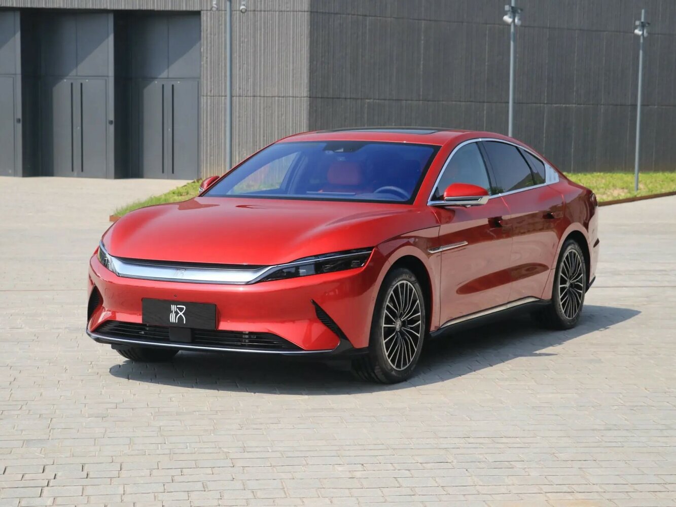 BYD Han I (2020-2026) - Седан EV