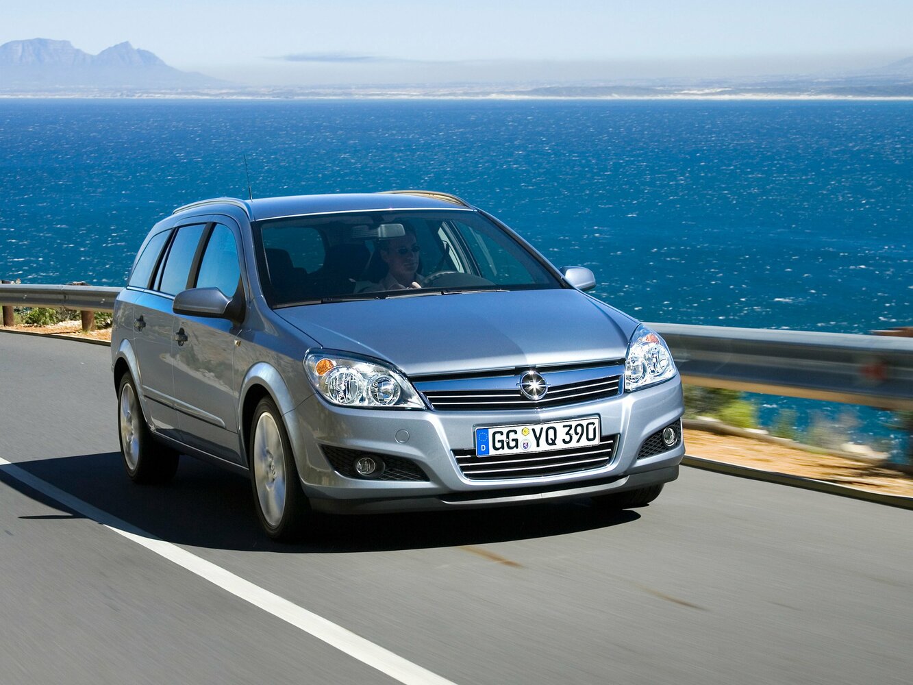 Opel Astra H (2004-2014) - Универсал 5 дв.