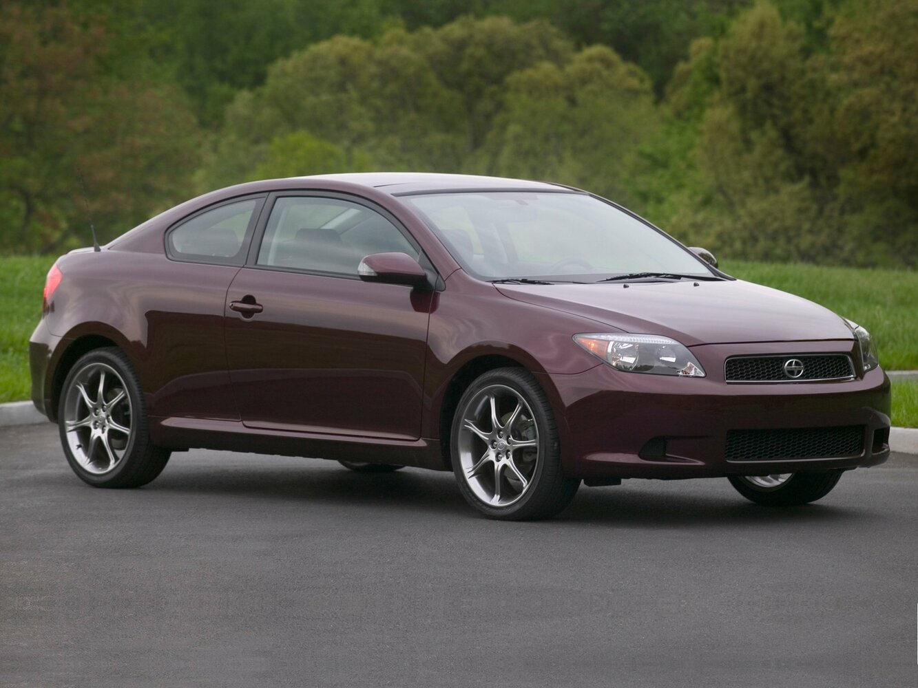 Scion tC I (2004-2010) - Купе