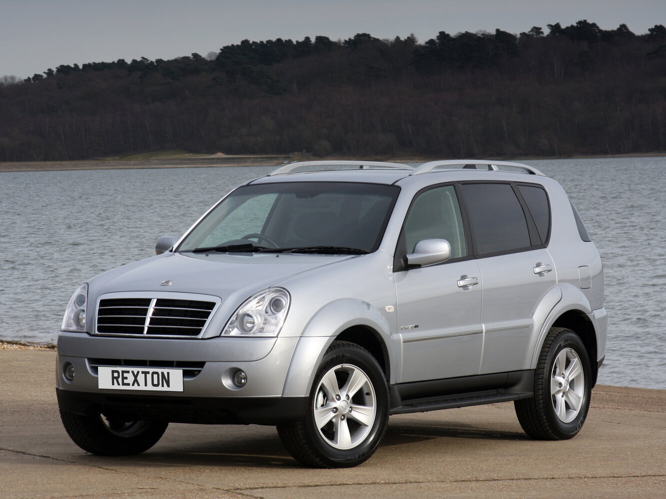 SsangYong Rexton II (2006-2012) - Внедорожник 5 дв.