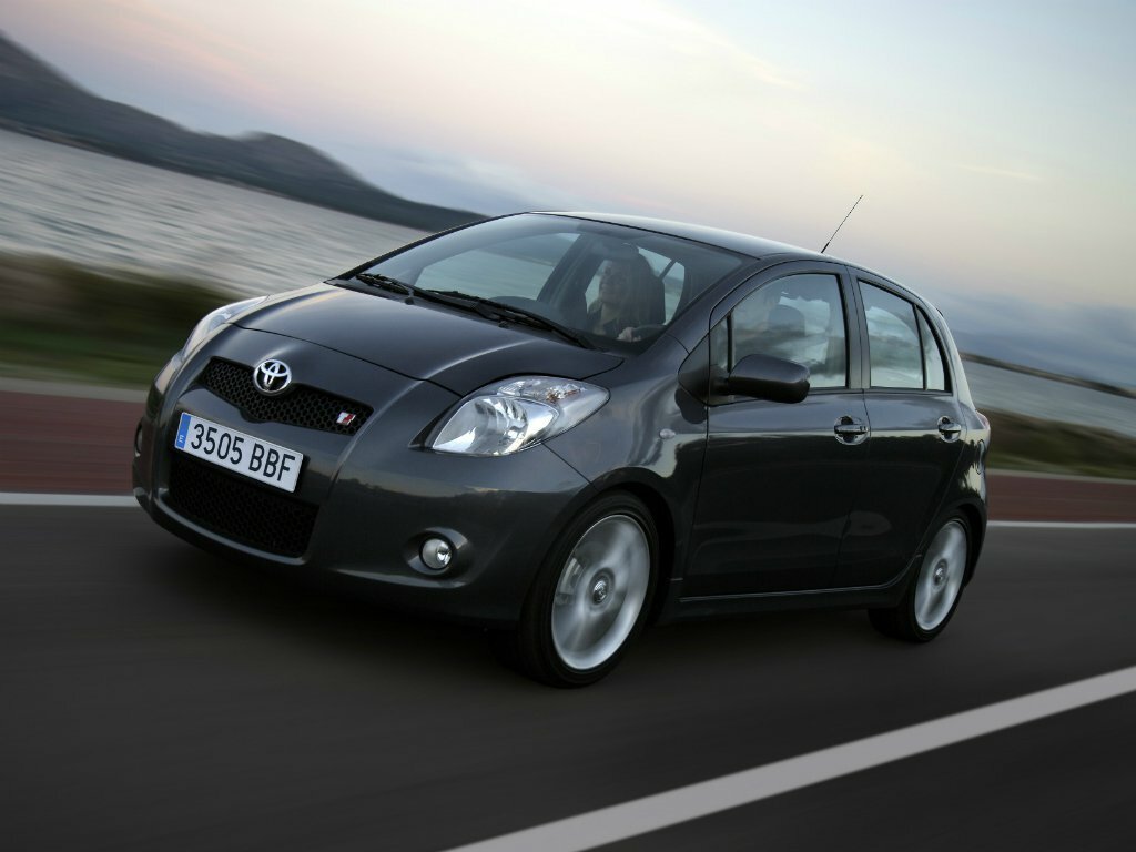 Toyota Yaris II (2005-2012) - Хэтчбек 5 дв.