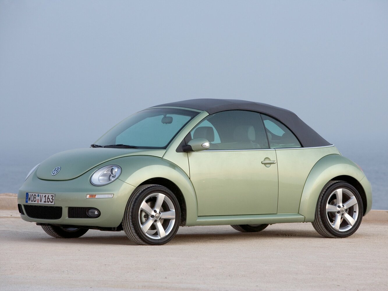 Volkswagen Beetle I (1997-2010) - Кабриолет