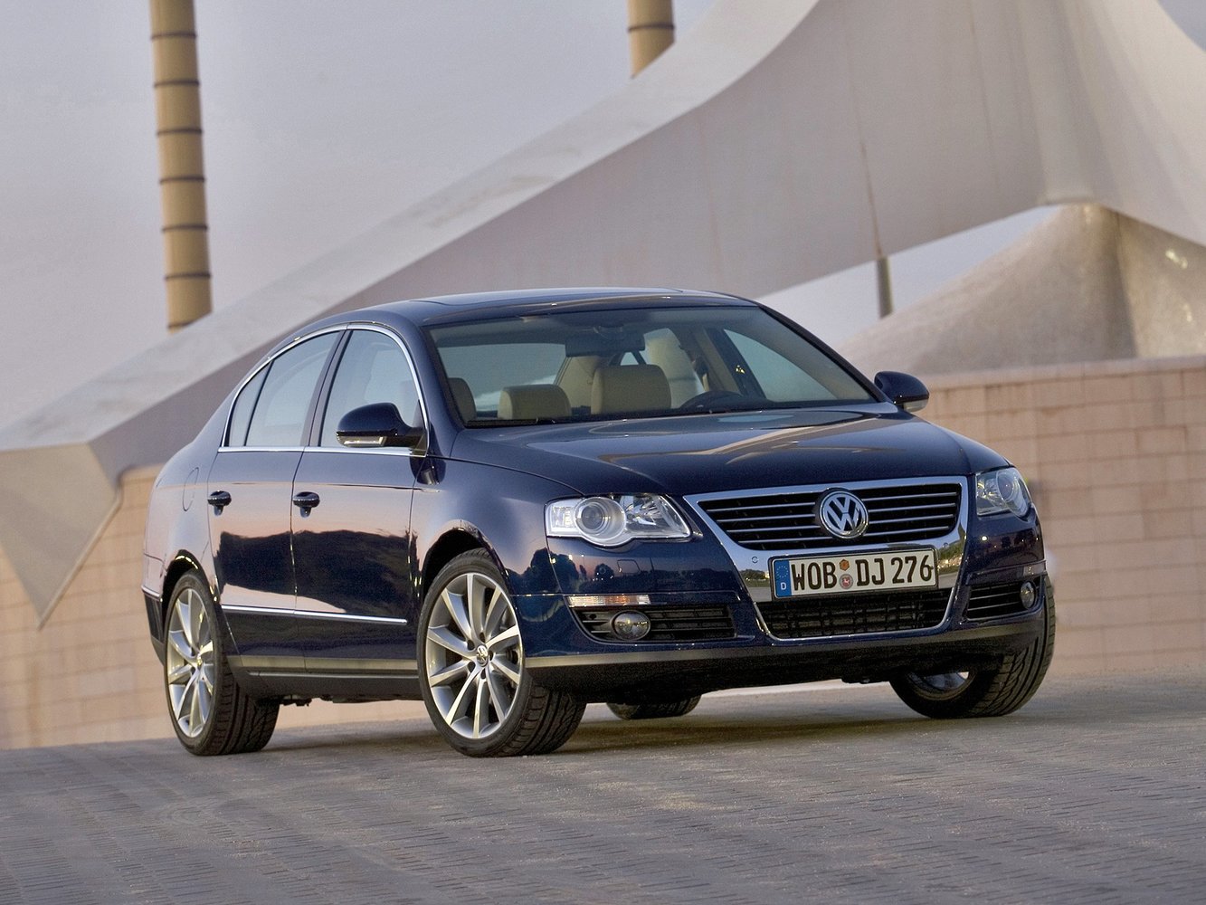 Volkswagen Passat B6 (2005-2010) - Седан