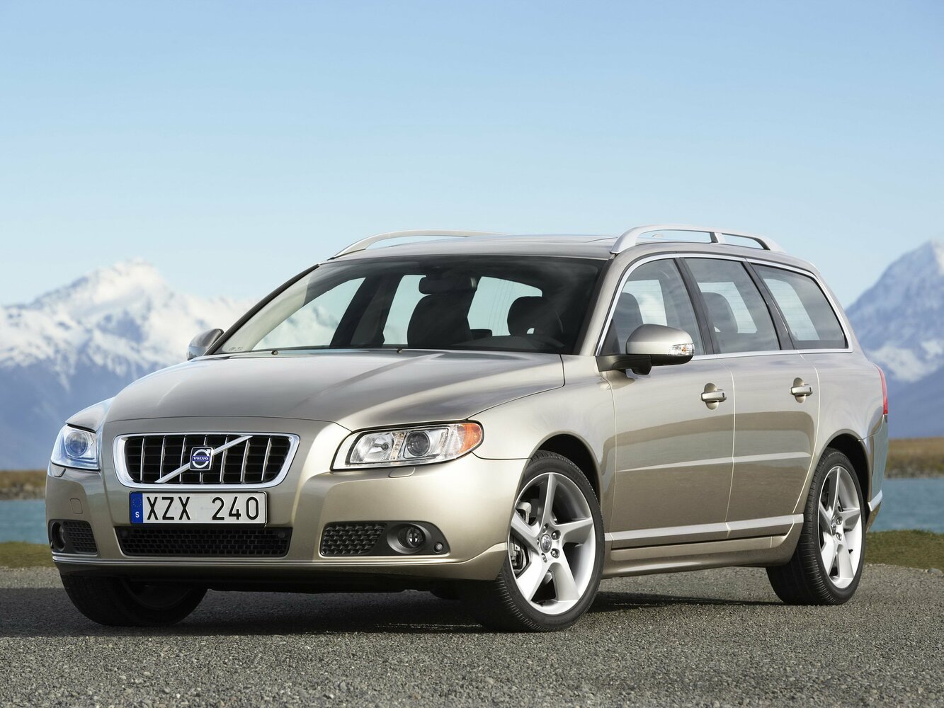 Volvo V70 III (2007-2016) - Универсал 5 дв.