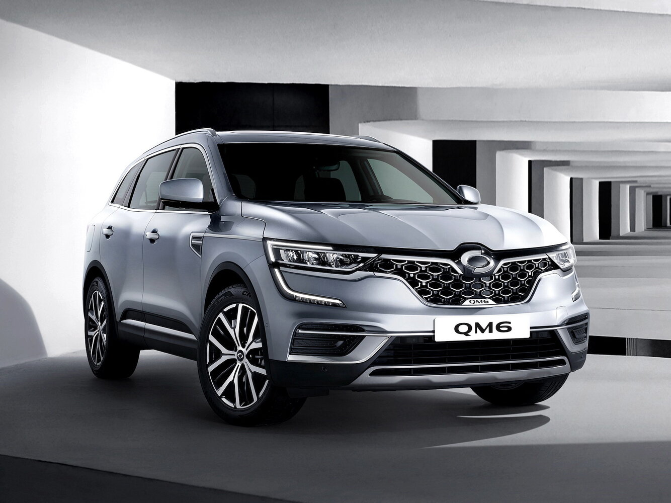 Renault Samsung QM6 I (2016-2024) - Внедорожник 5 дв.