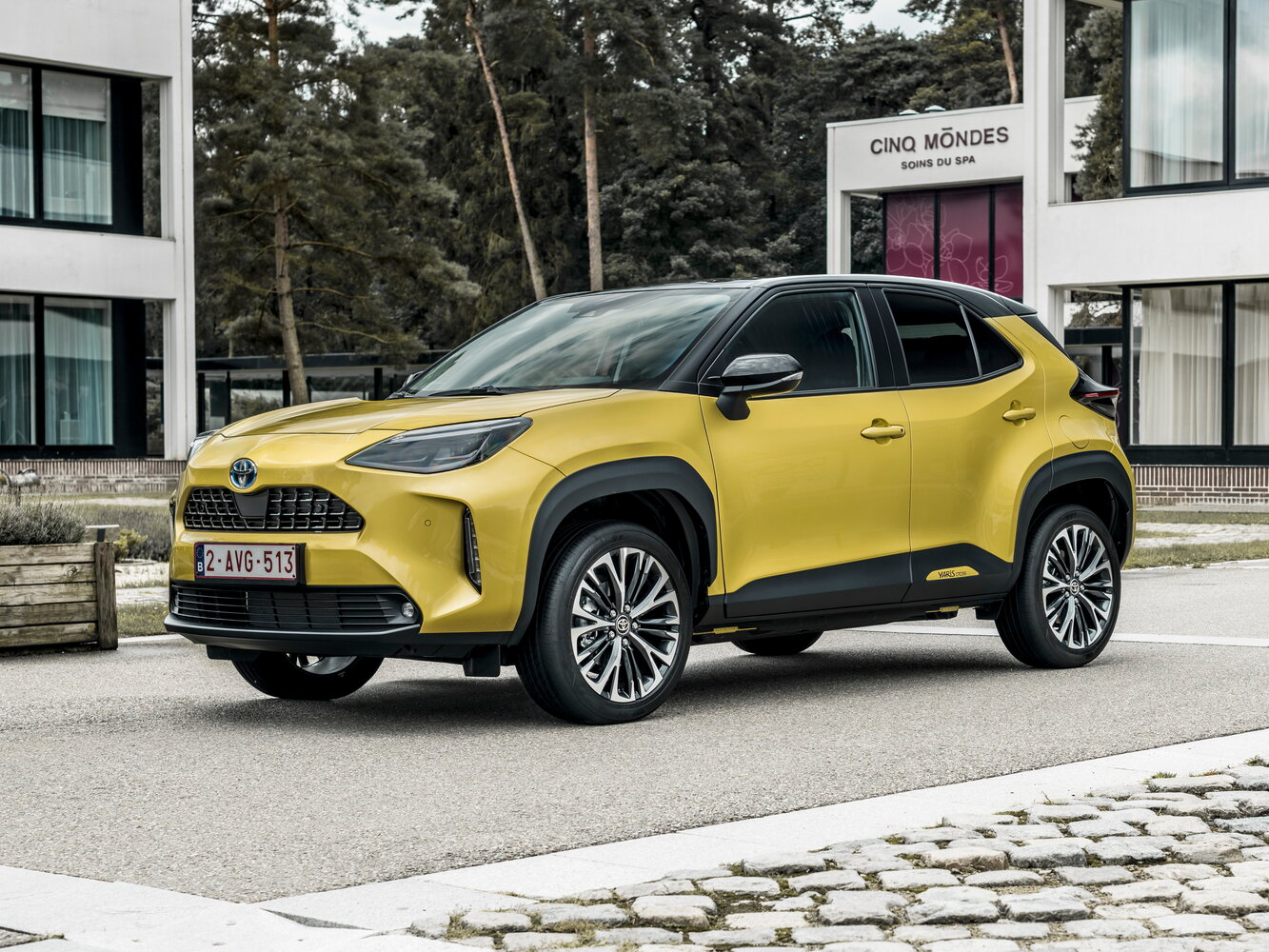 Toyota Yaris Cross I (2020-2026) - Внедорожник 5 дв.