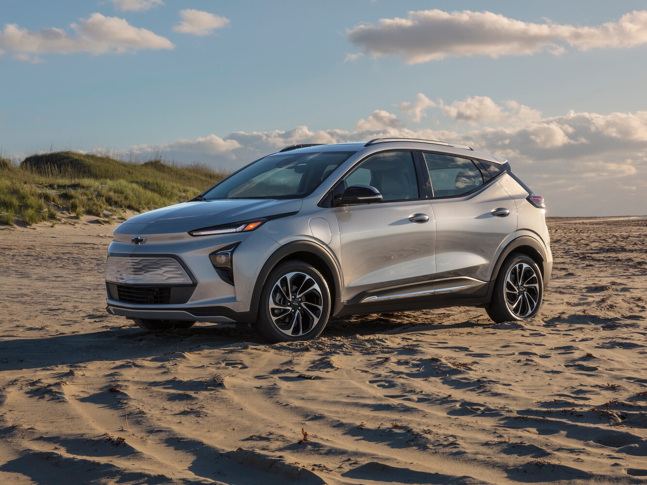 Chevrolet Bolt EUV I (2021-2023) - Внедорожник 5 дв.