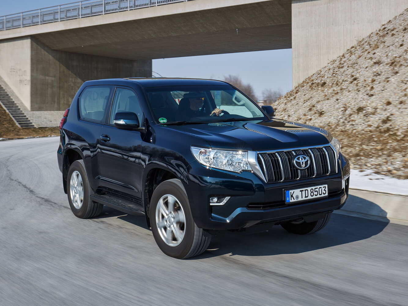 Toyota Land Cruiser Prado 150 (2009-2024) - Внедорожник 3 дв.