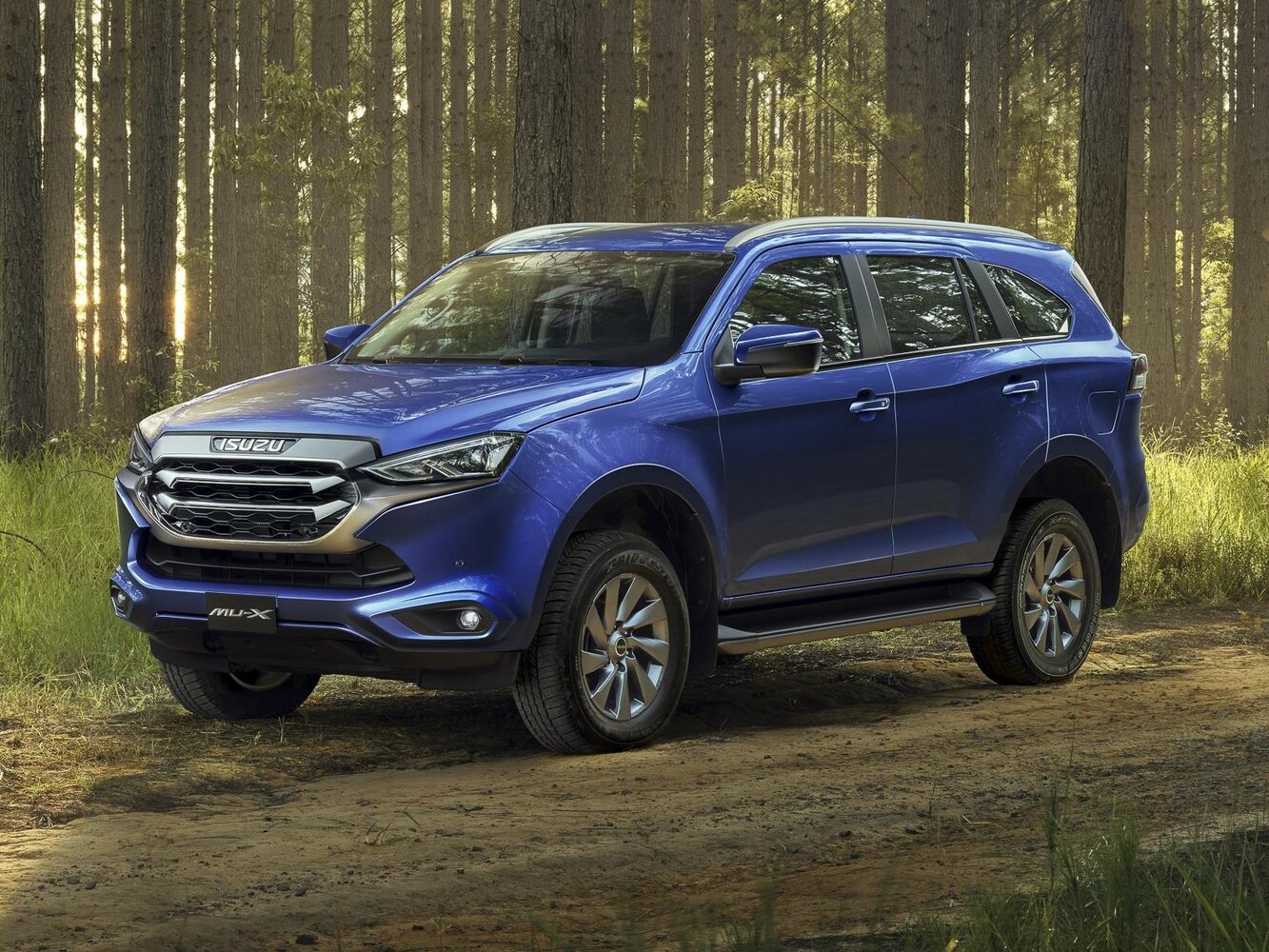 Isuzu MU-X II (2020-2026) - Внедорожник 5 дв.