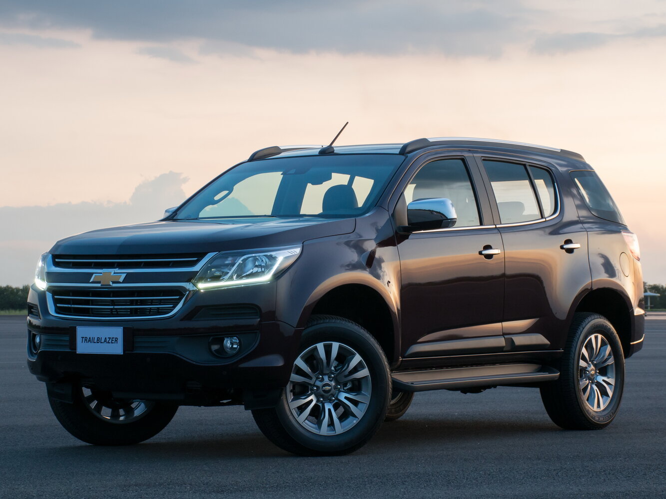 Chevrolet TrailBlazer II (2012-2022) - Внедорожник 5 дв.