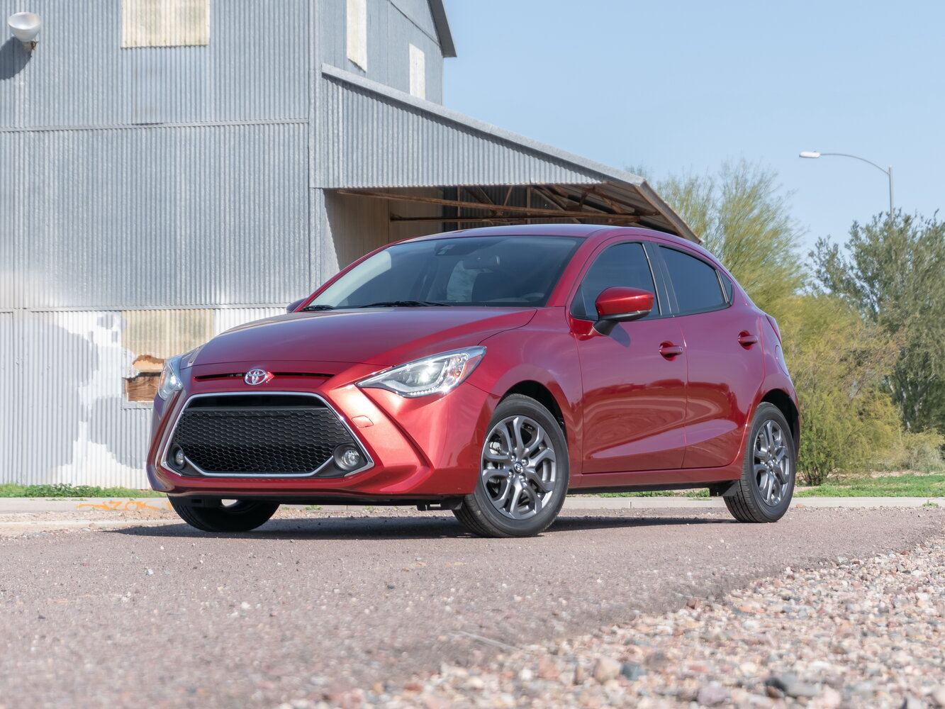 Toyota Yaris DJ/DL (2016-2020) - Хэтчбек 5 дв.