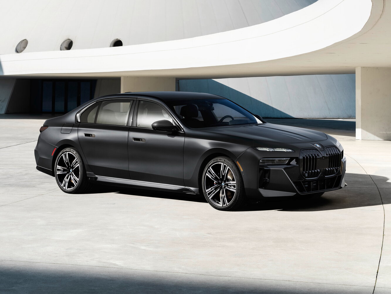 BMW 7 серии VII (2022-2026) - Седан