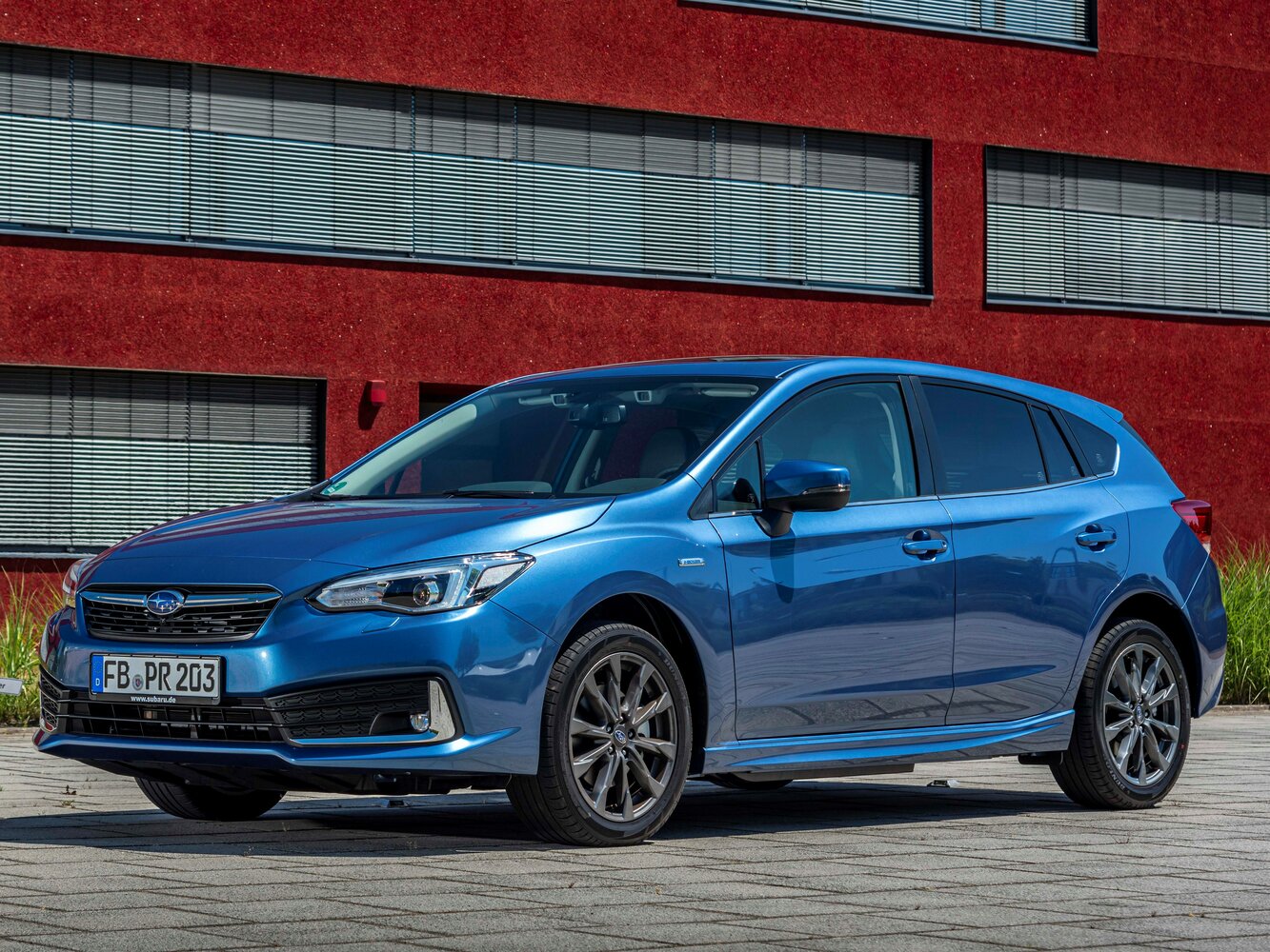 Subaru Impreza V (2016-2023) - Хэтчбек 5 дв.