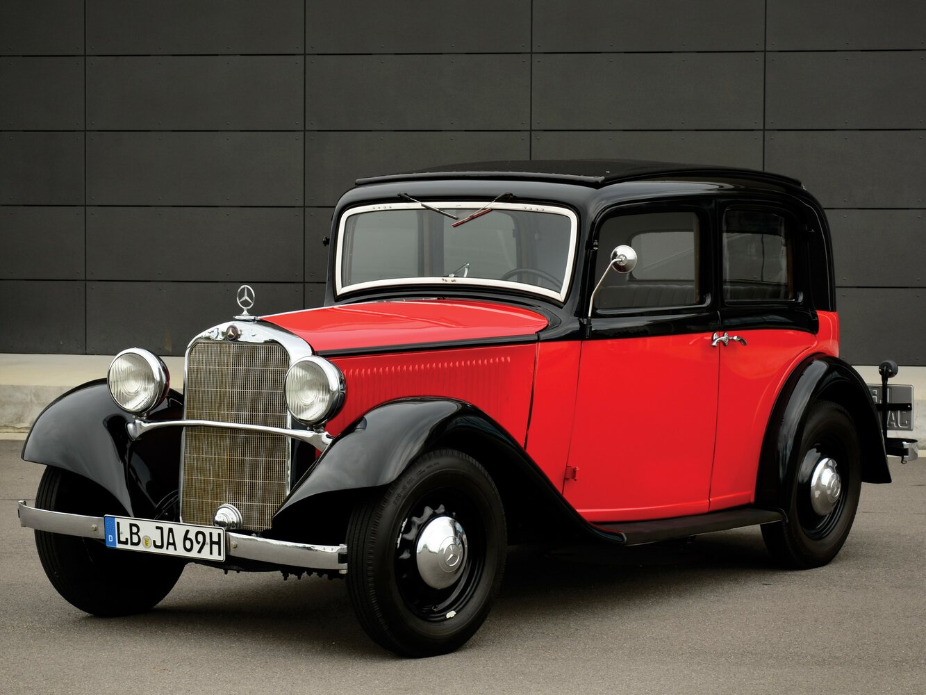 Mercedes-Benz W21 I (1933-1936) - Седан Limousine