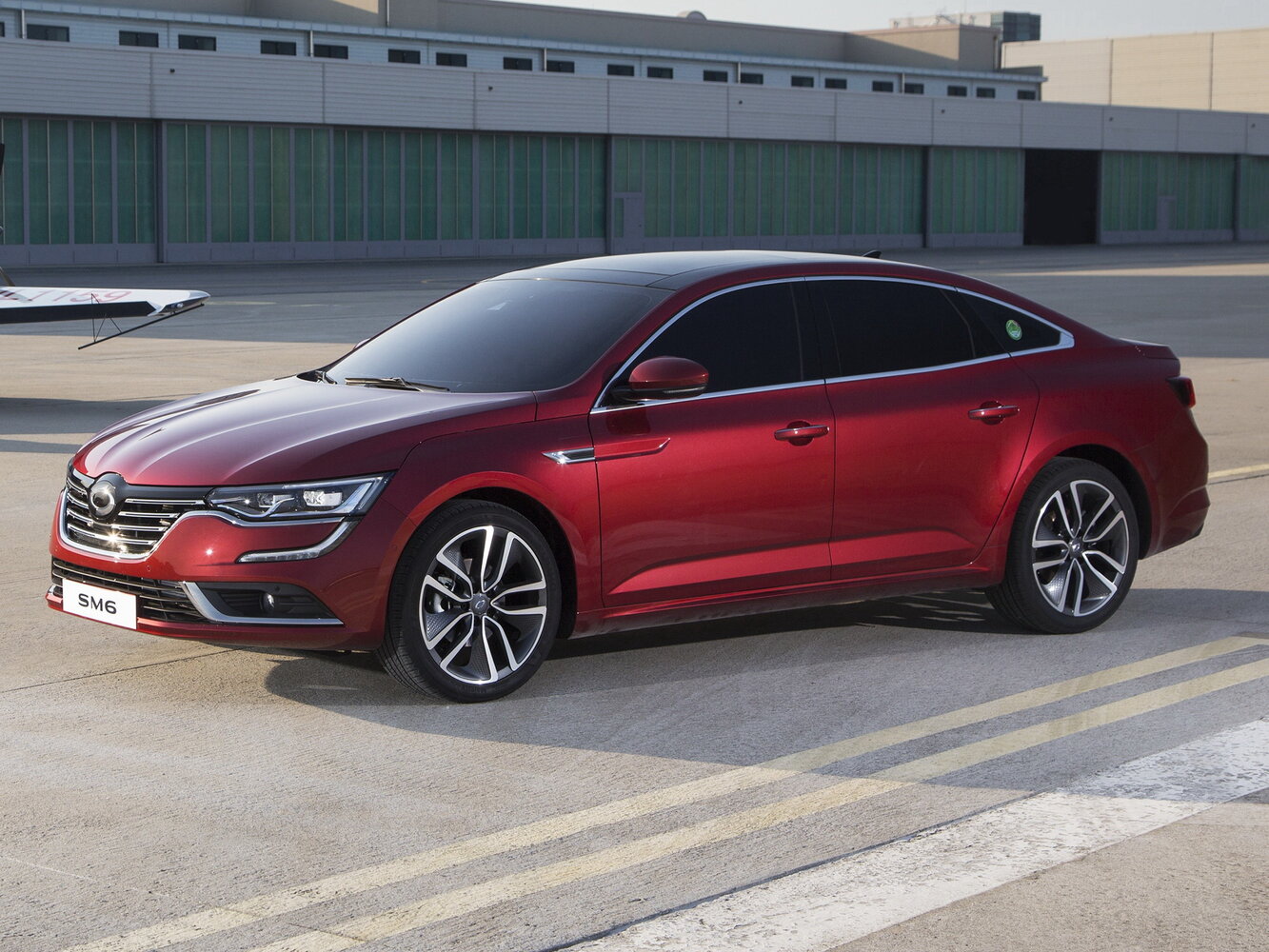 Renault Samsung SM6 I (2016-2024) - Седан