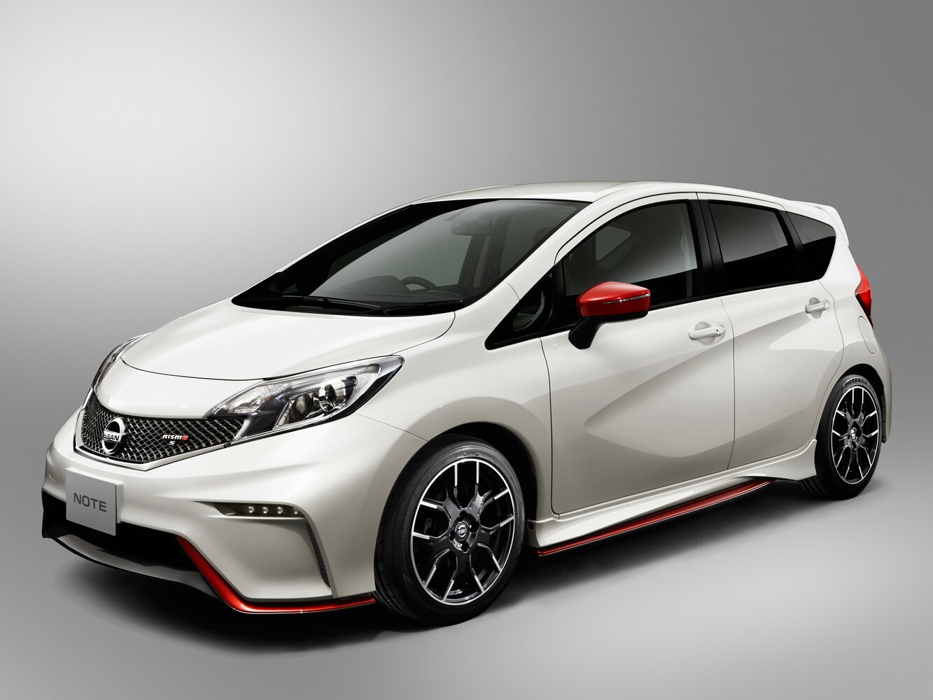 Nissan Note II (2012-2020) - Хэтчбек 5 дв. Nismo
