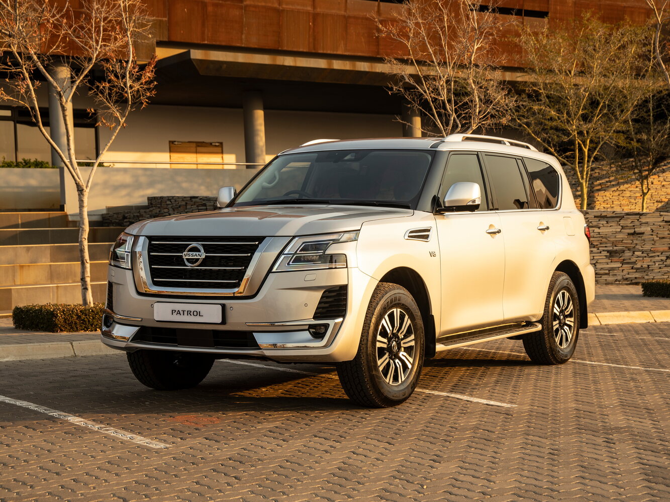 Nissan Patrol VI (2010-2024) - Внедорожник 5 дв.