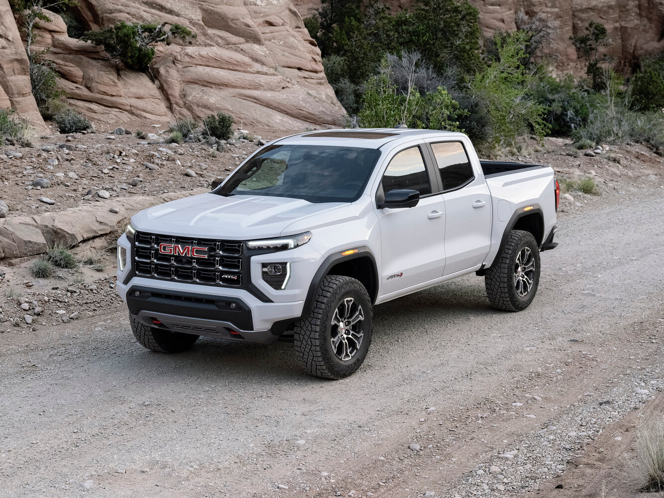 GMC Canyon III (2022-2026) - Пикап Двойная кабина