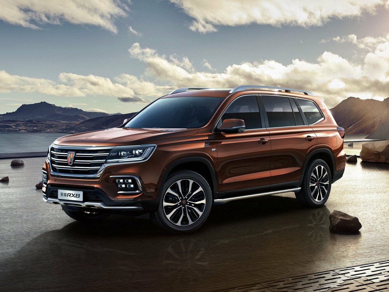 Roewe RX8 I (2018-2023) - Внедорожник 5 дв.