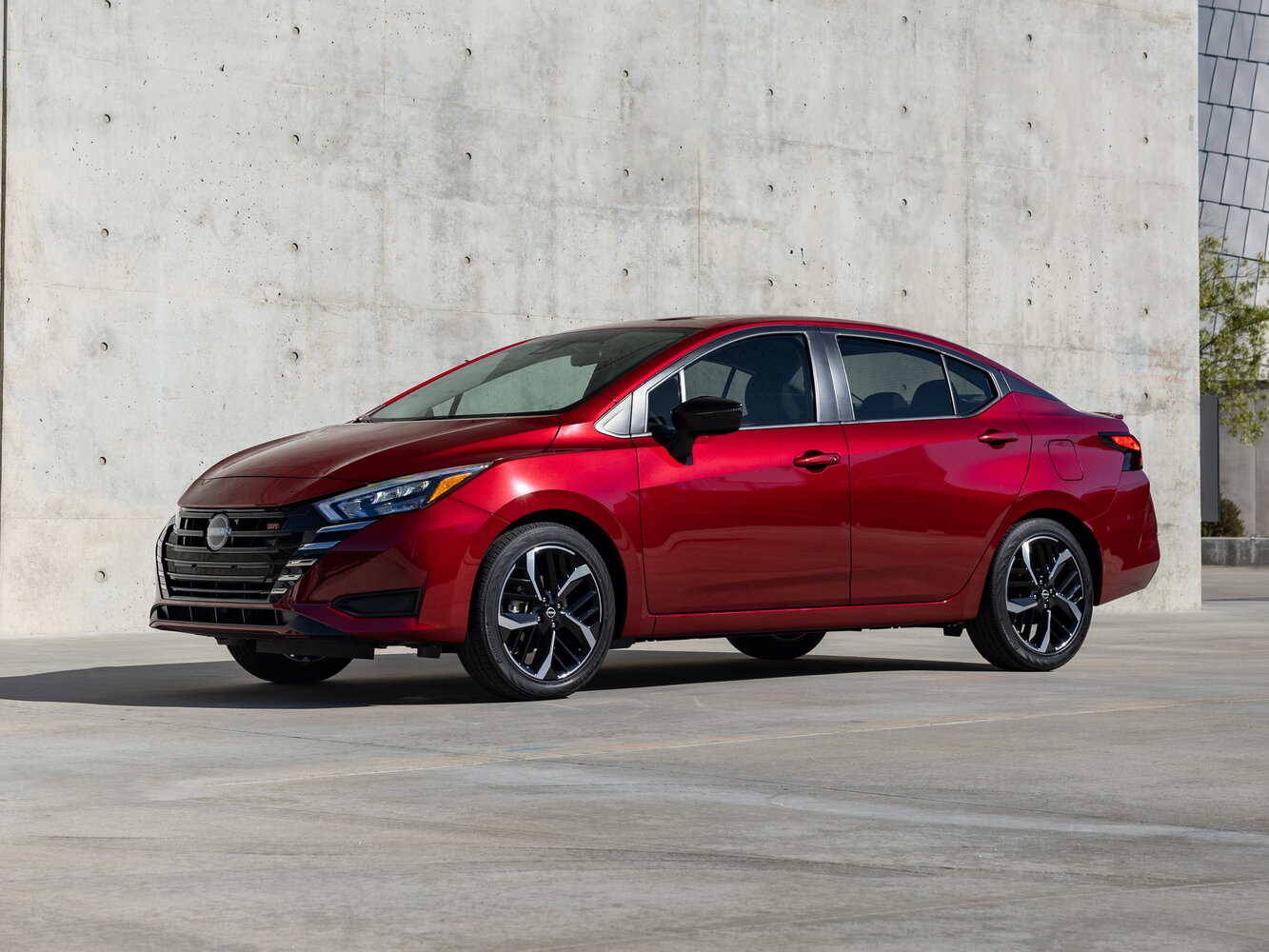 Nissan Versa III (2019-2026) - Седан