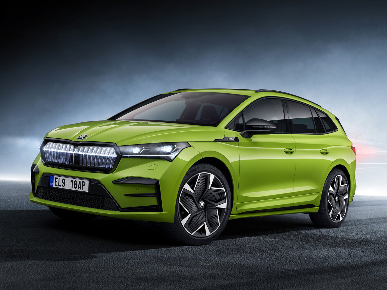 Skoda Enyaq RS I (2022-2026) - Внедорожник 5 дв.