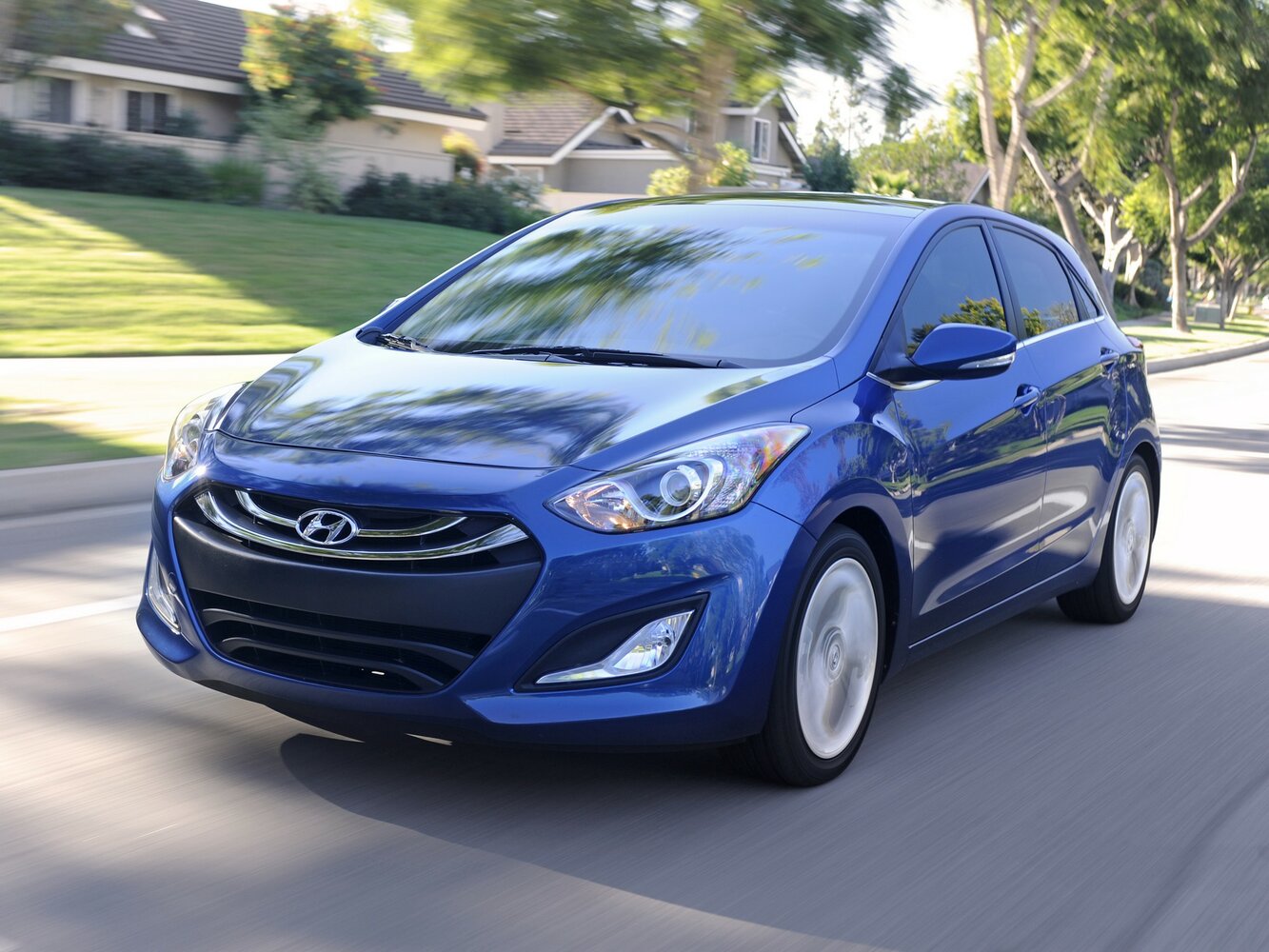 Hyundai Elantra V (2010-2016) - Хэтчбек 5 дв.