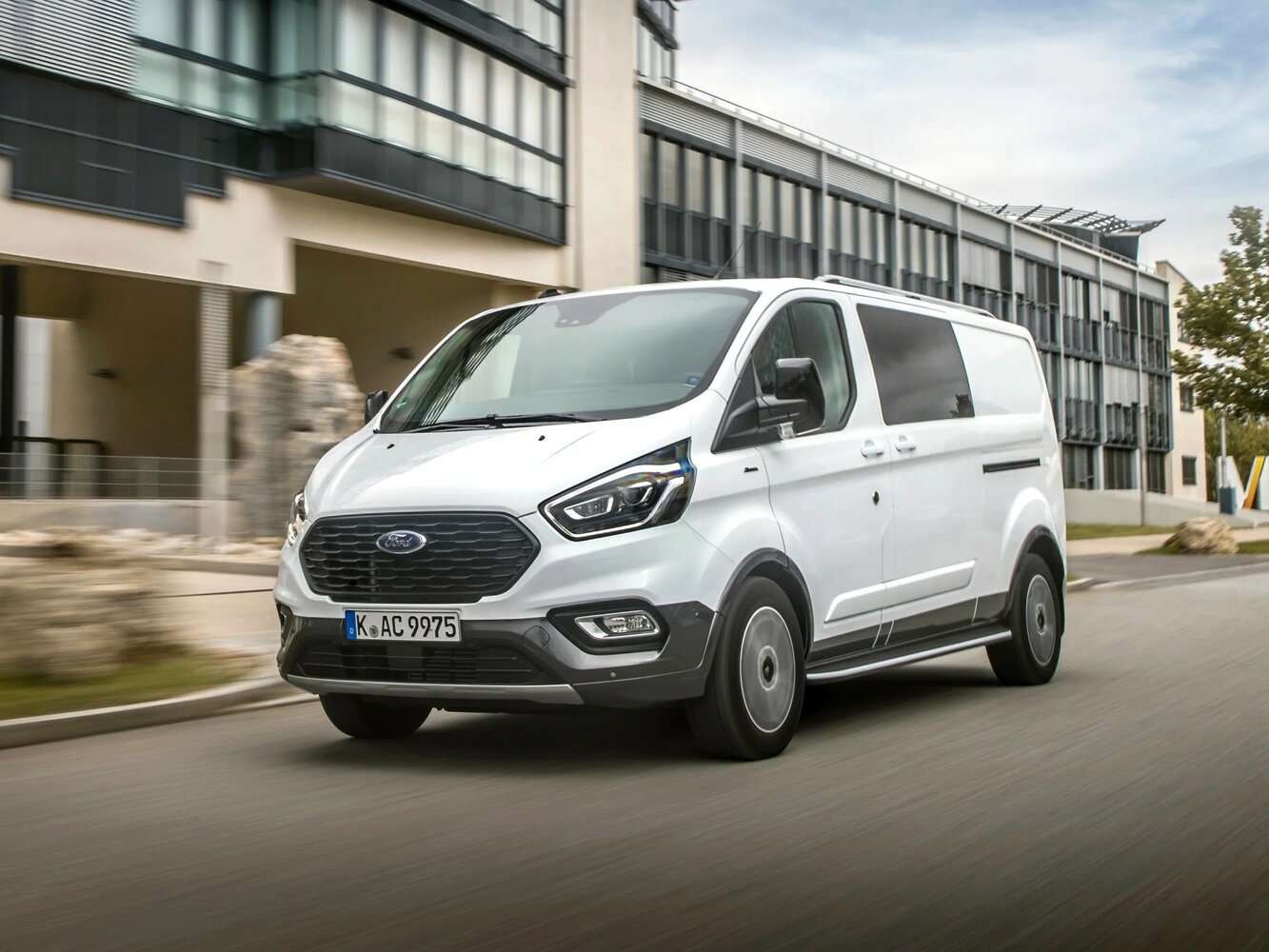 Ford Transit Custom I (2012-2026) - Минивэн